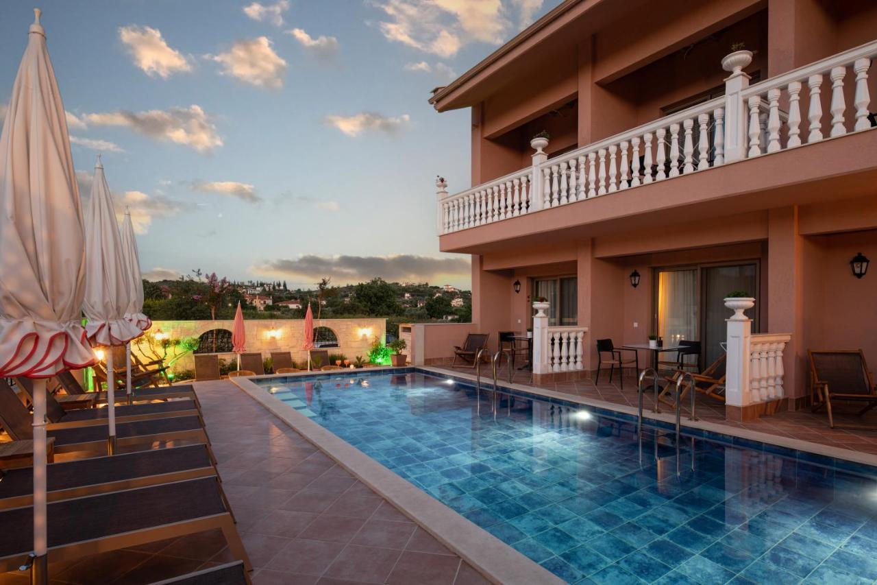 Kseynasa Suites Nikiti  Exterior photo