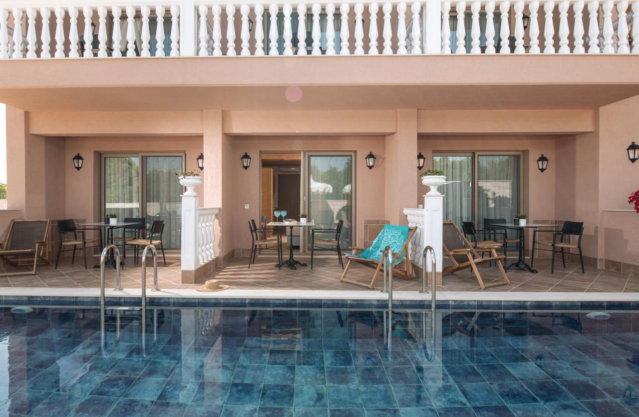 Kseynasa Suites Nikiti  Exterior photo