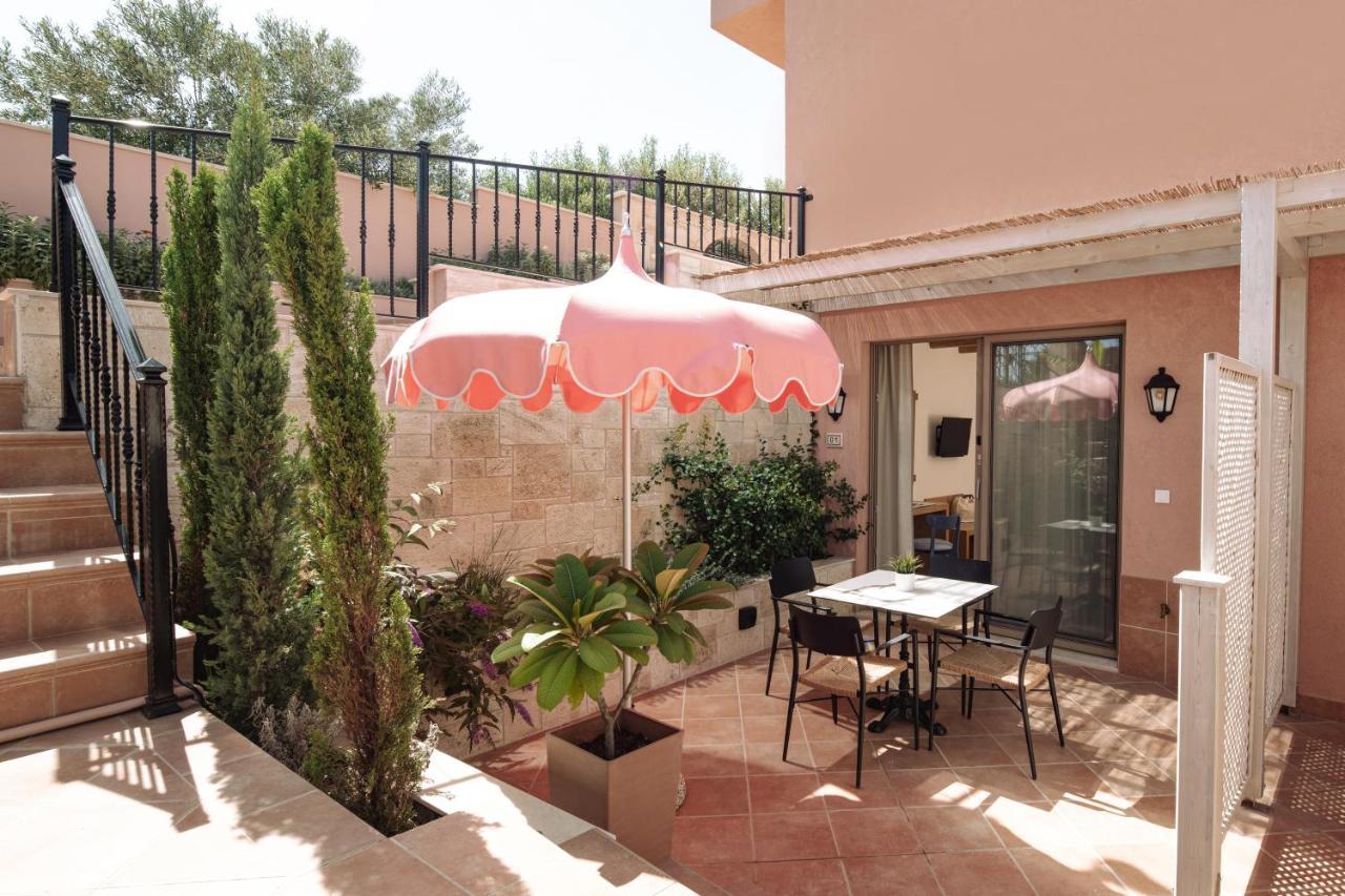 Kseynasa Suites Nikiti  Exterior photo